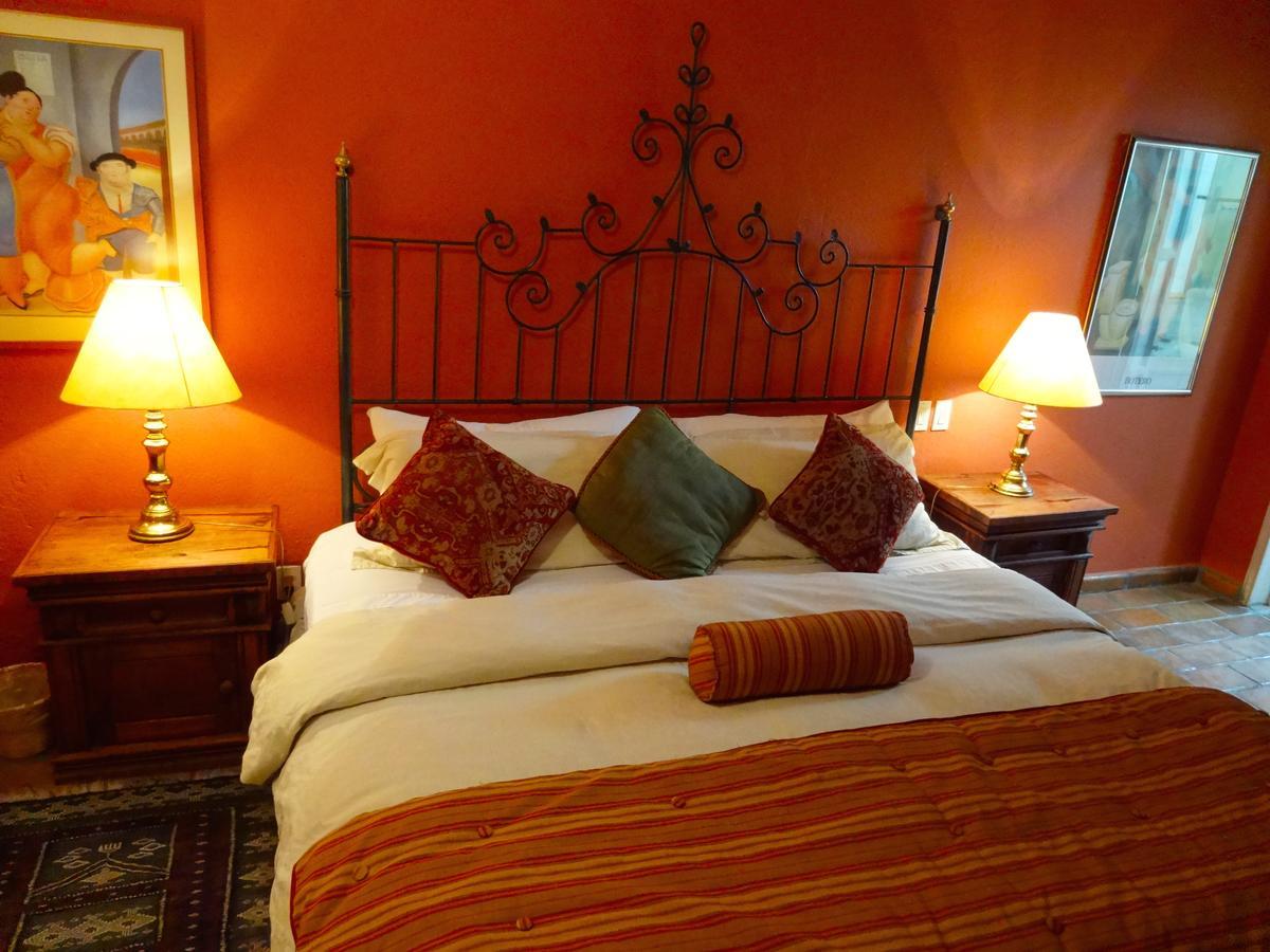 Casa Calderoni Bed & Breakfast Сан Мигел де Аленде Екстериор снимка